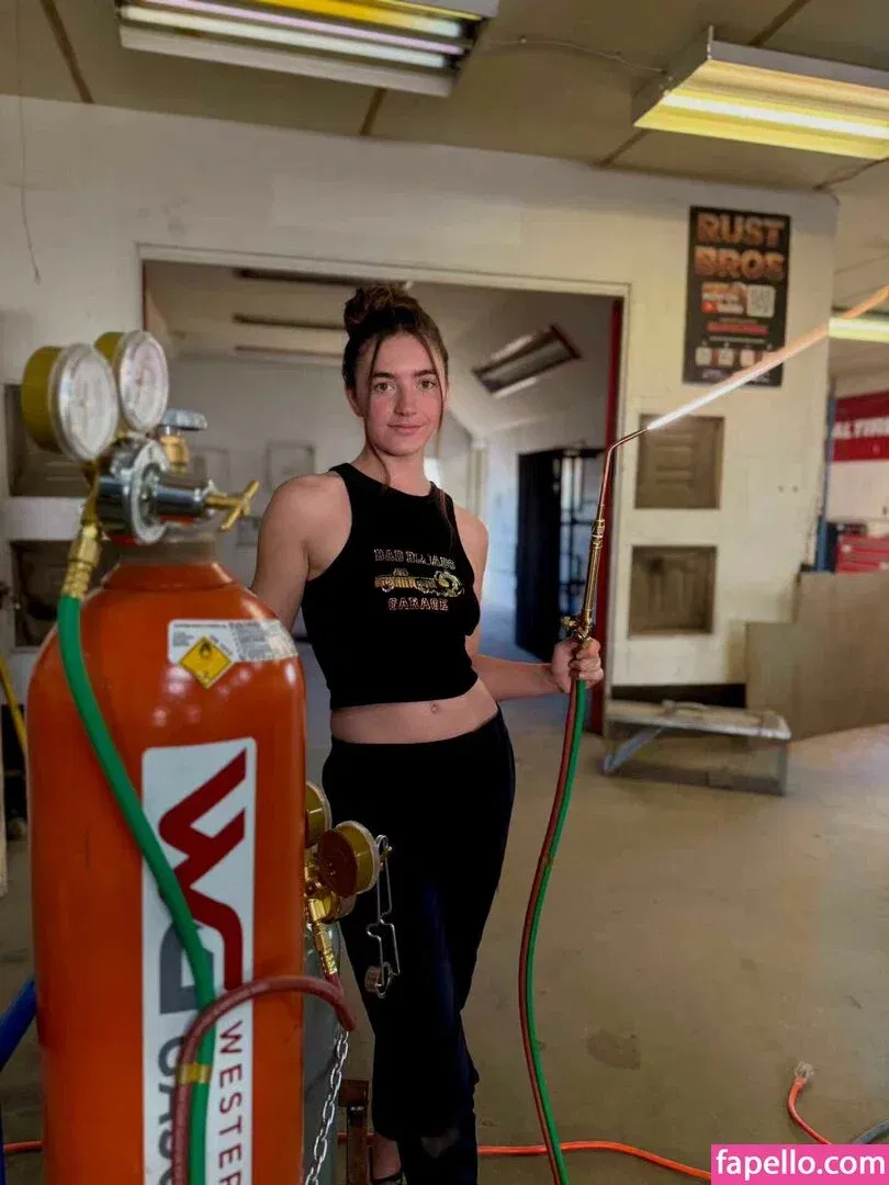 Cassidy Mceown Onlyfans Photo Gallery 