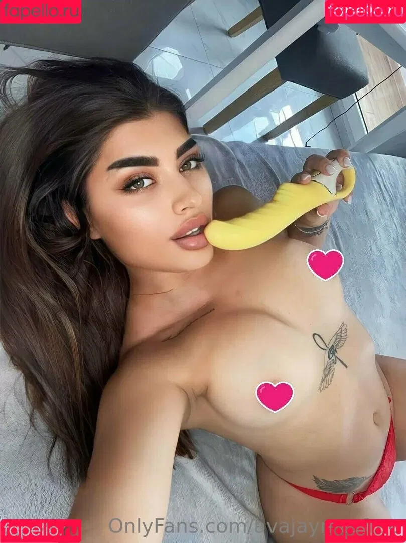 avajaymesfree Onlyfans Photo Gallery 