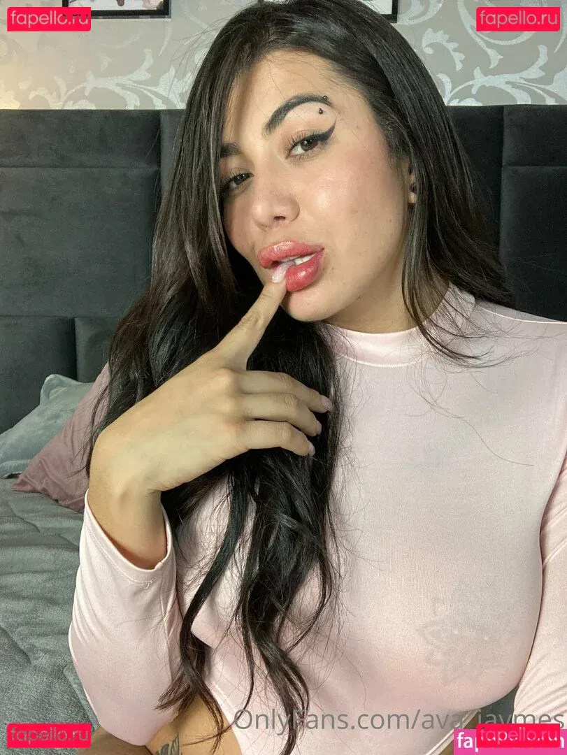 avajaymesfree Onlyfans Photo Gallery 