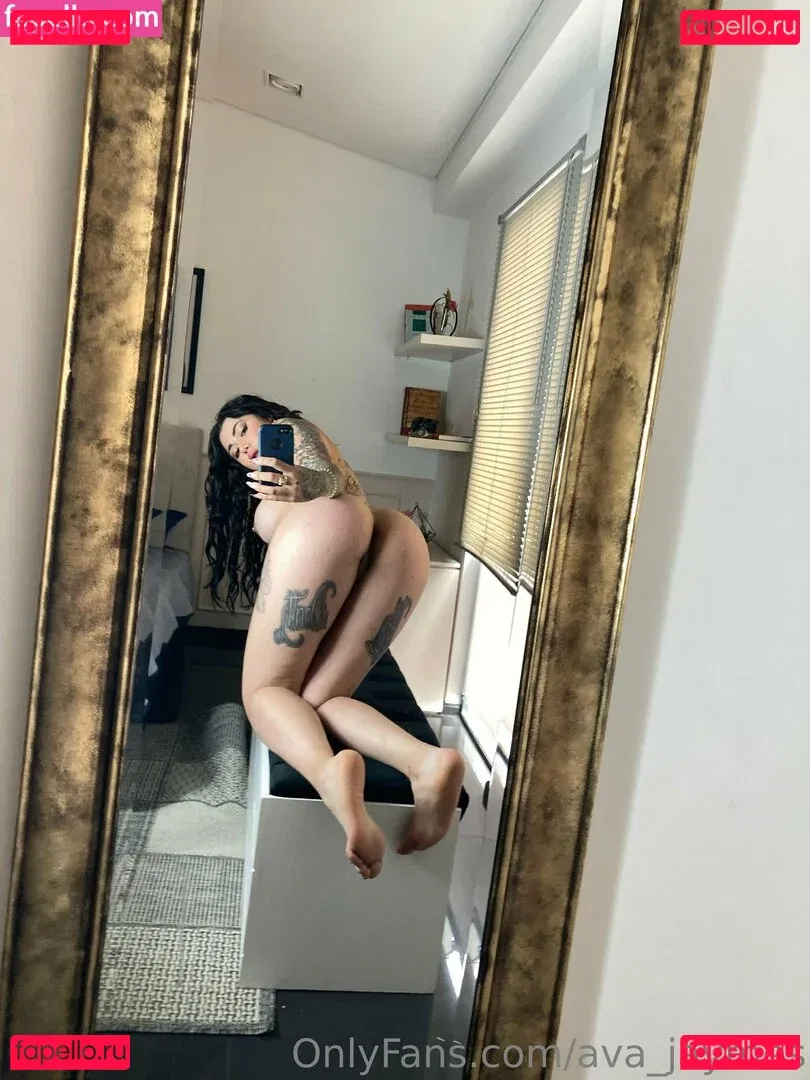 avajaymesfree Onlyfans Photo Gallery 