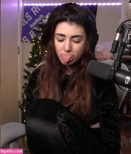 Wolfabelle Onlyfans Photo Gallery 