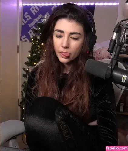 Wolfabelle Onlyfans Photo Gallery 