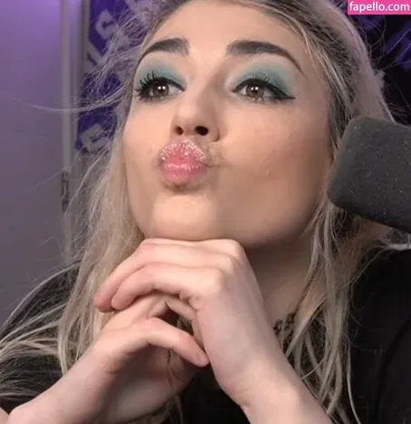 Wolfabelle Onlyfans Photo Gallery 