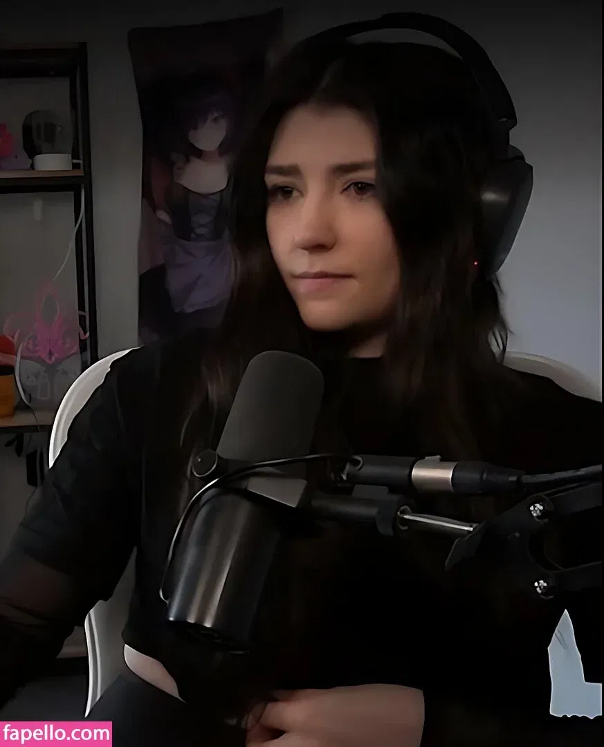 Wolfabelle Onlyfans Photo Gallery 