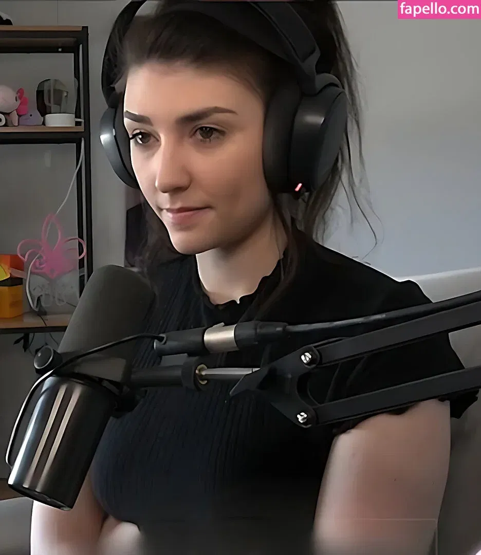 Wolfabelle Onlyfans Photo Gallery 