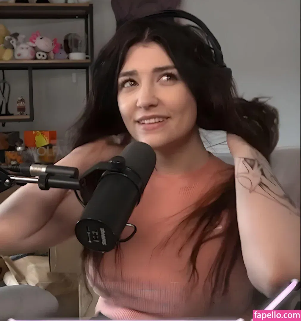 Wolfabelle Onlyfans Photo Gallery 