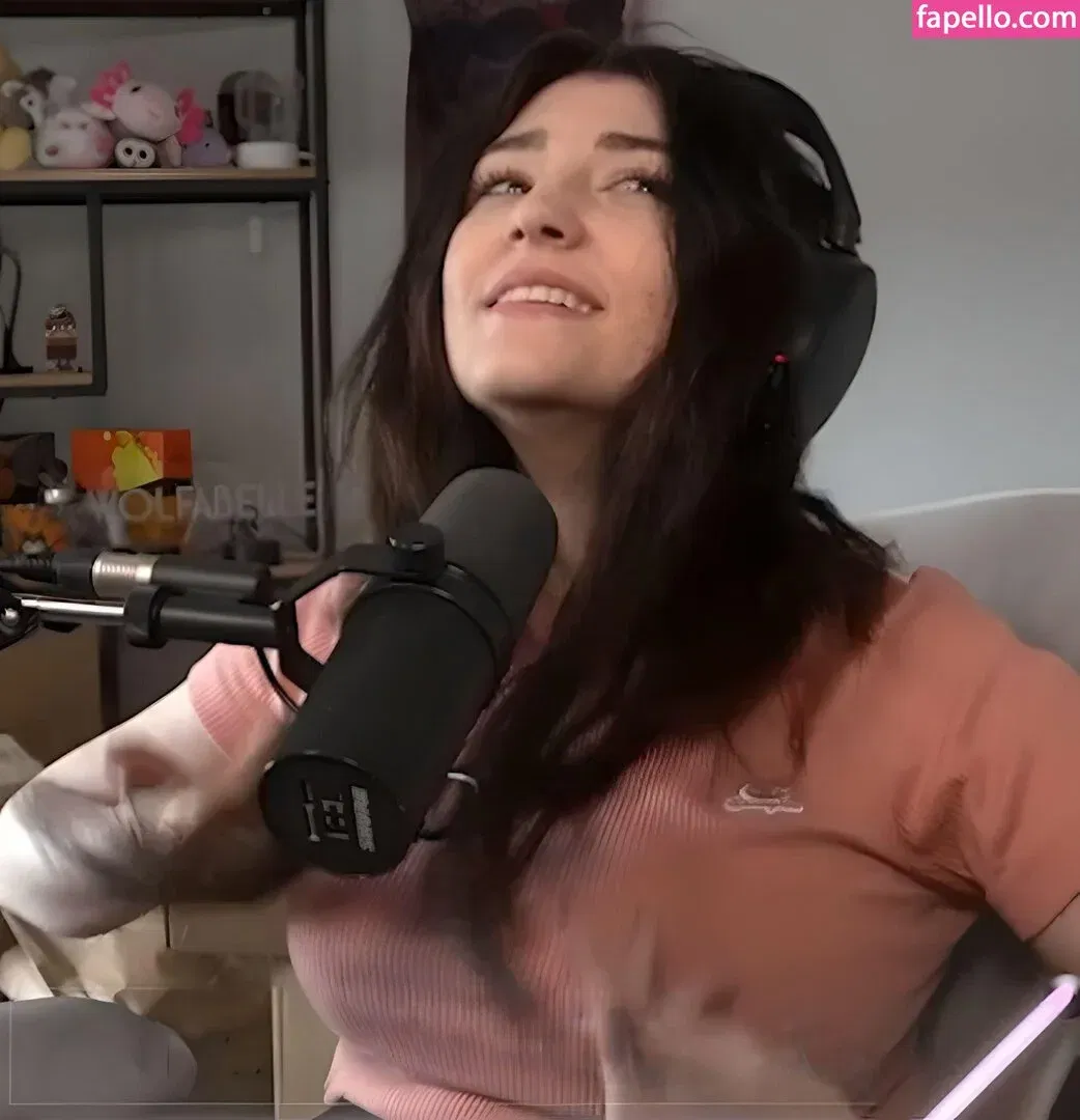 Wolfabelle Onlyfans Photo Gallery 