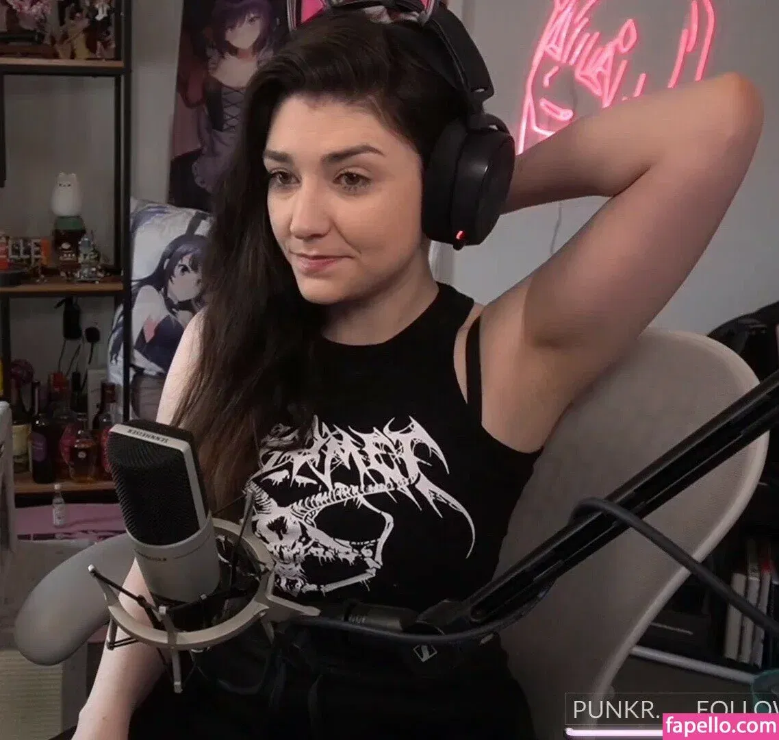 Wolfabelle Onlyfans Photo Gallery 