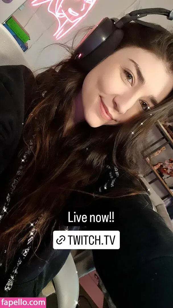 Wolfabelle Onlyfans Photo Gallery 