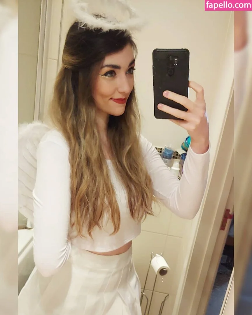 Wolfabelle Onlyfans Photo Gallery 