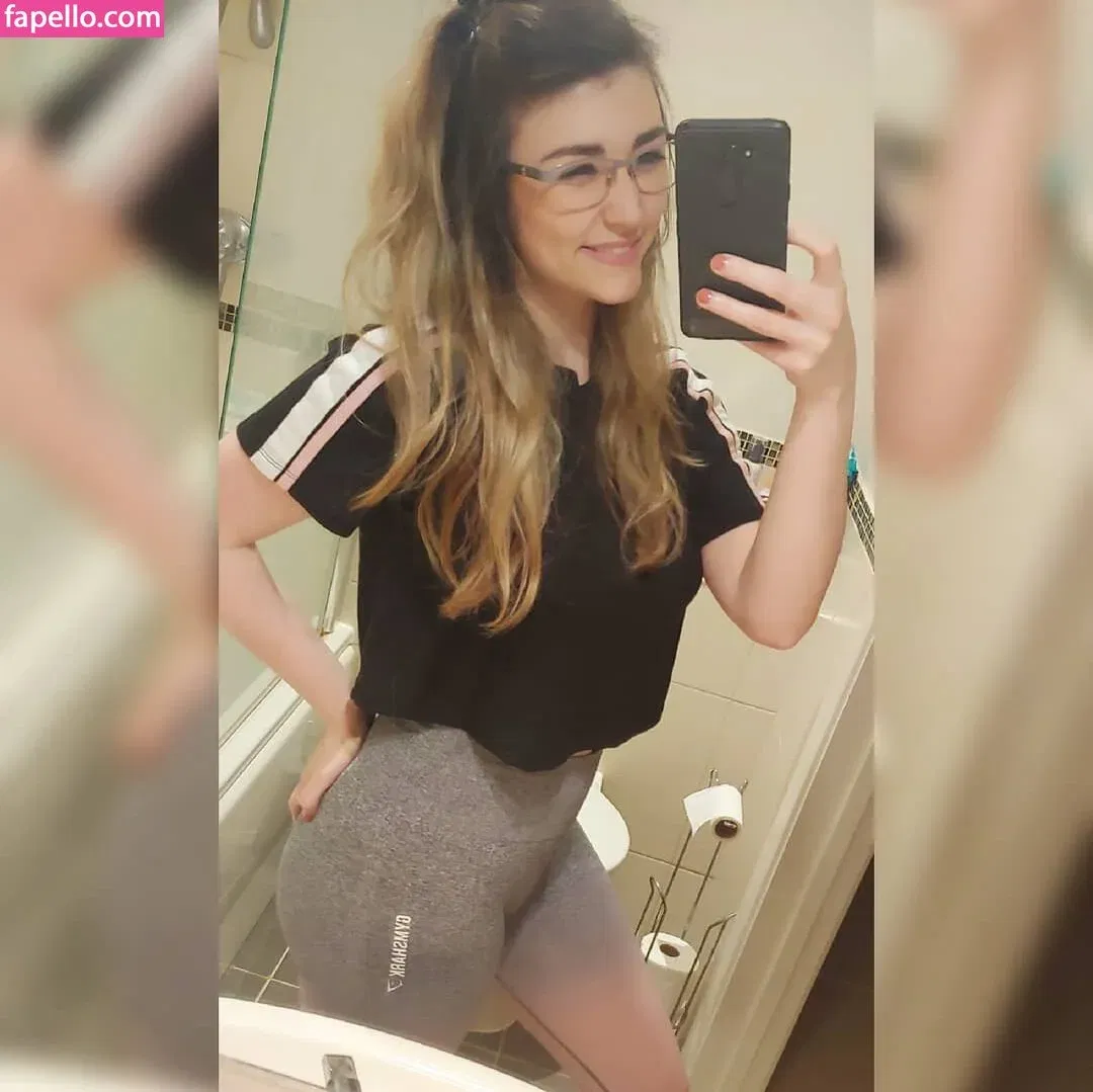 Wolfabelle Onlyfans Photo Gallery 