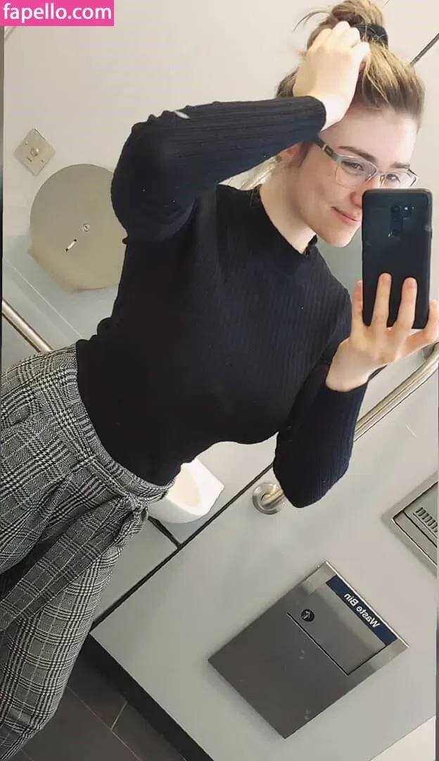 Wolfabelle Onlyfans Photo Gallery 