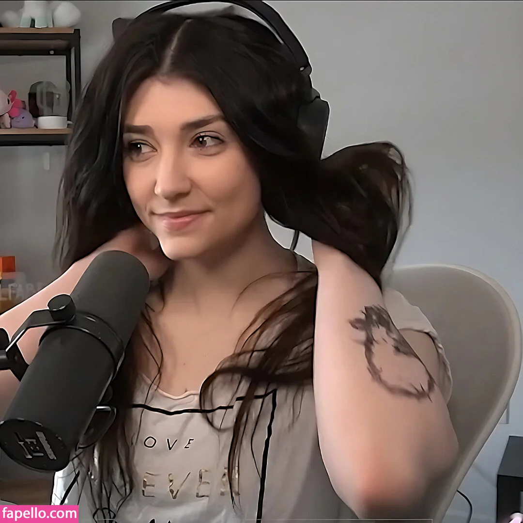 Wolfabelle Onlyfans Photo Gallery 