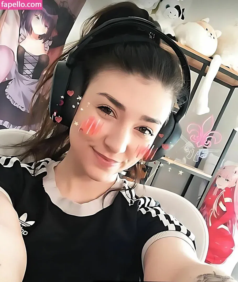 Wolfabelle Onlyfans Photo Gallery 