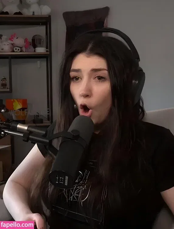 Wolfabelle Onlyfans Photo Gallery 