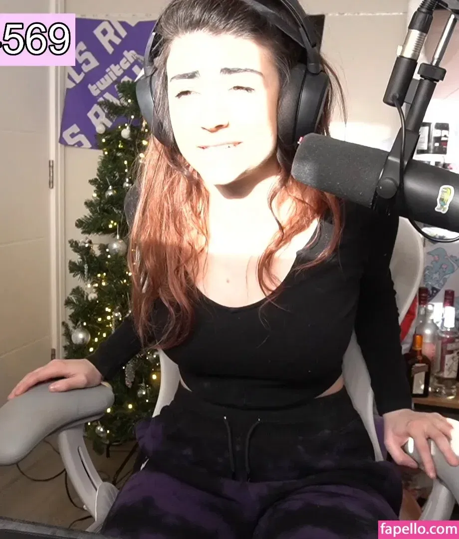 Wolfabelle Onlyfans Photo Gallery 