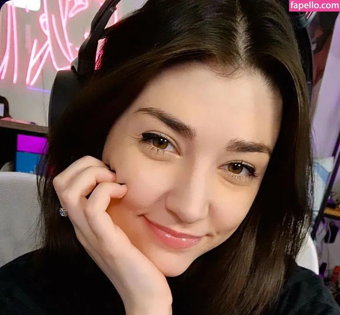 Wolfabelle Onlyfans Photo Gallery 