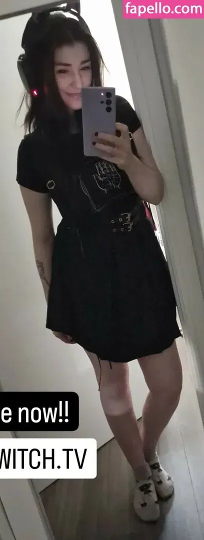 Wolfabelle Onlyfans Photo Gallery 