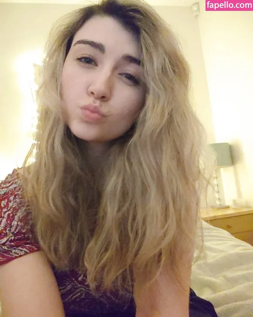 Wolfabelle Onlyfans Photo Gallery 