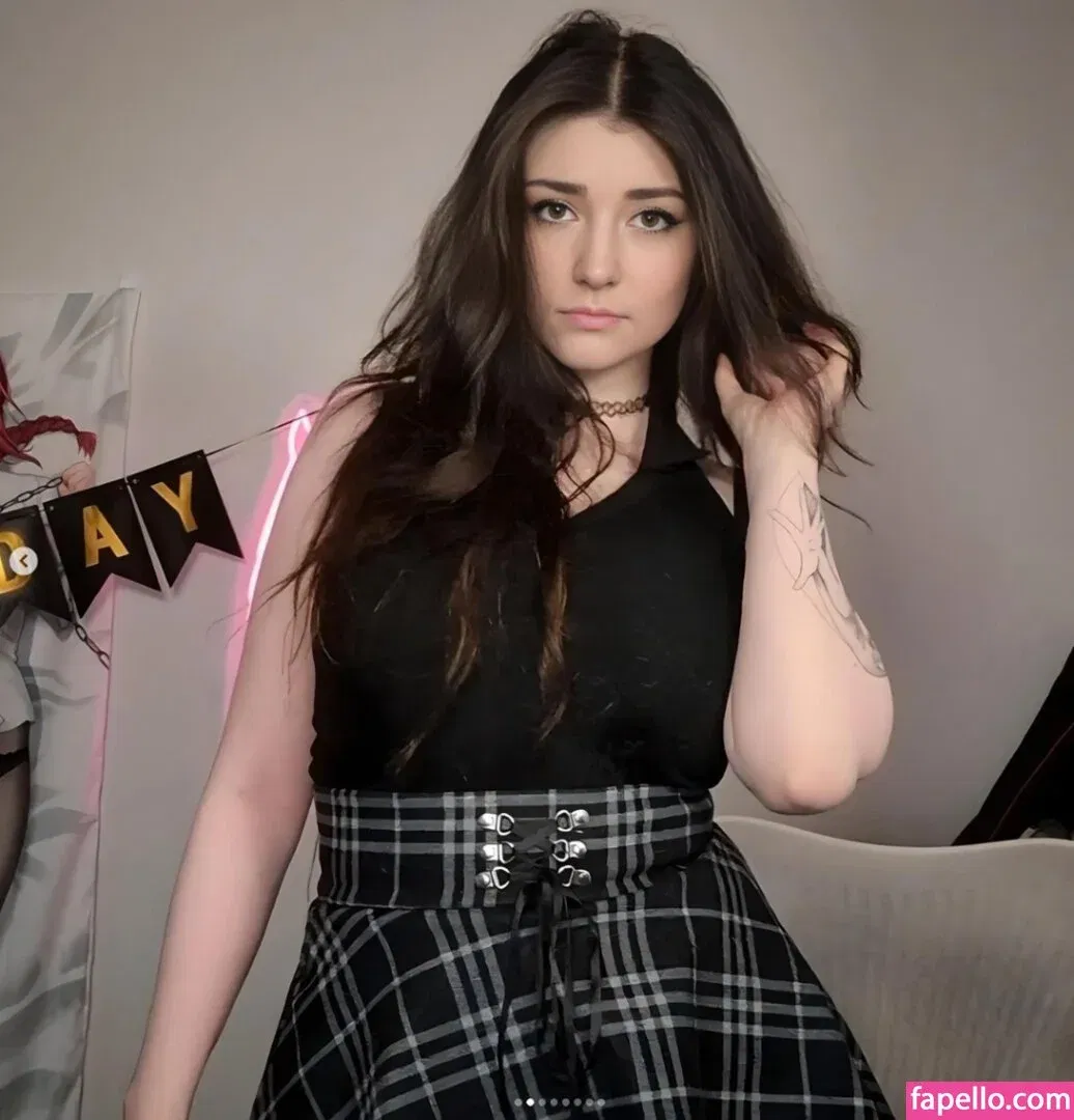 Wolfabelle Onlyfans Photo Gallery 