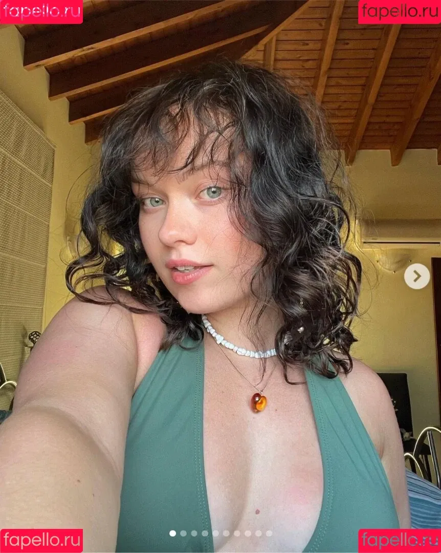Whatsername1.0 Onlyfans Photo Gallery 