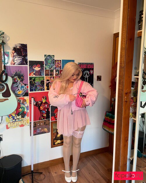 Whatsername1.0 Nude Onlyfans Photo 5
