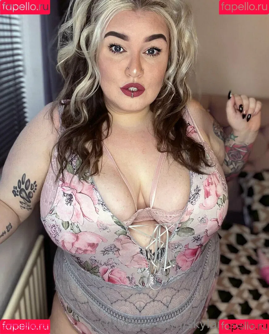 skylarosefree Onlyfans Photo Gallery 