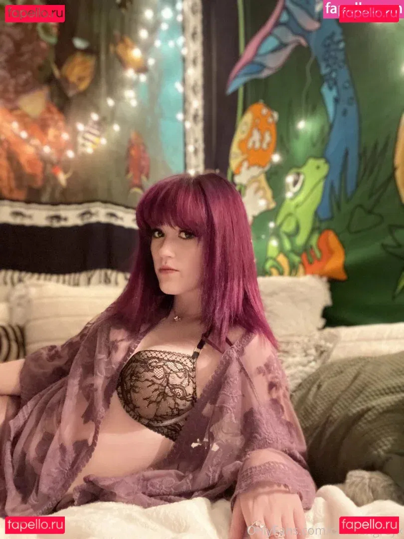 carmengreyx Onlyfans Photo Gallery 