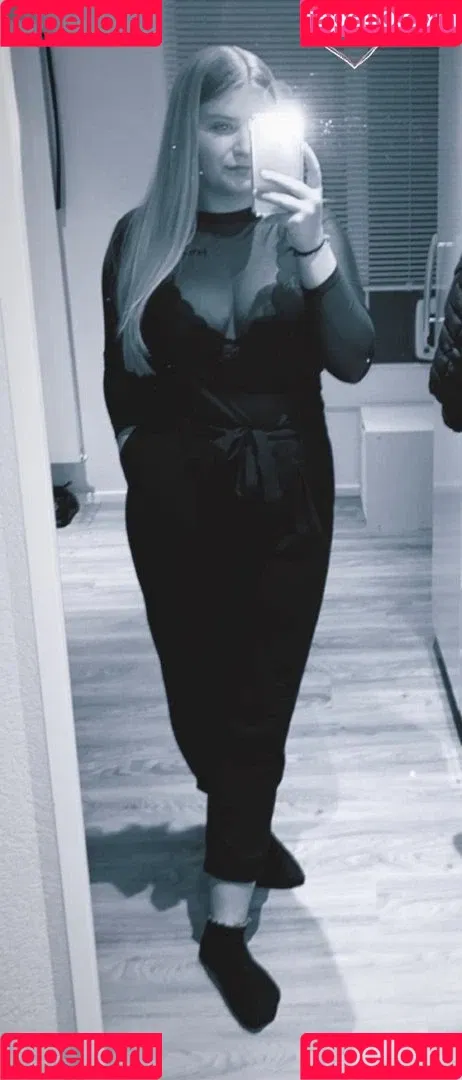 Aline Zwahlen Onlyfans Photo Gallery 