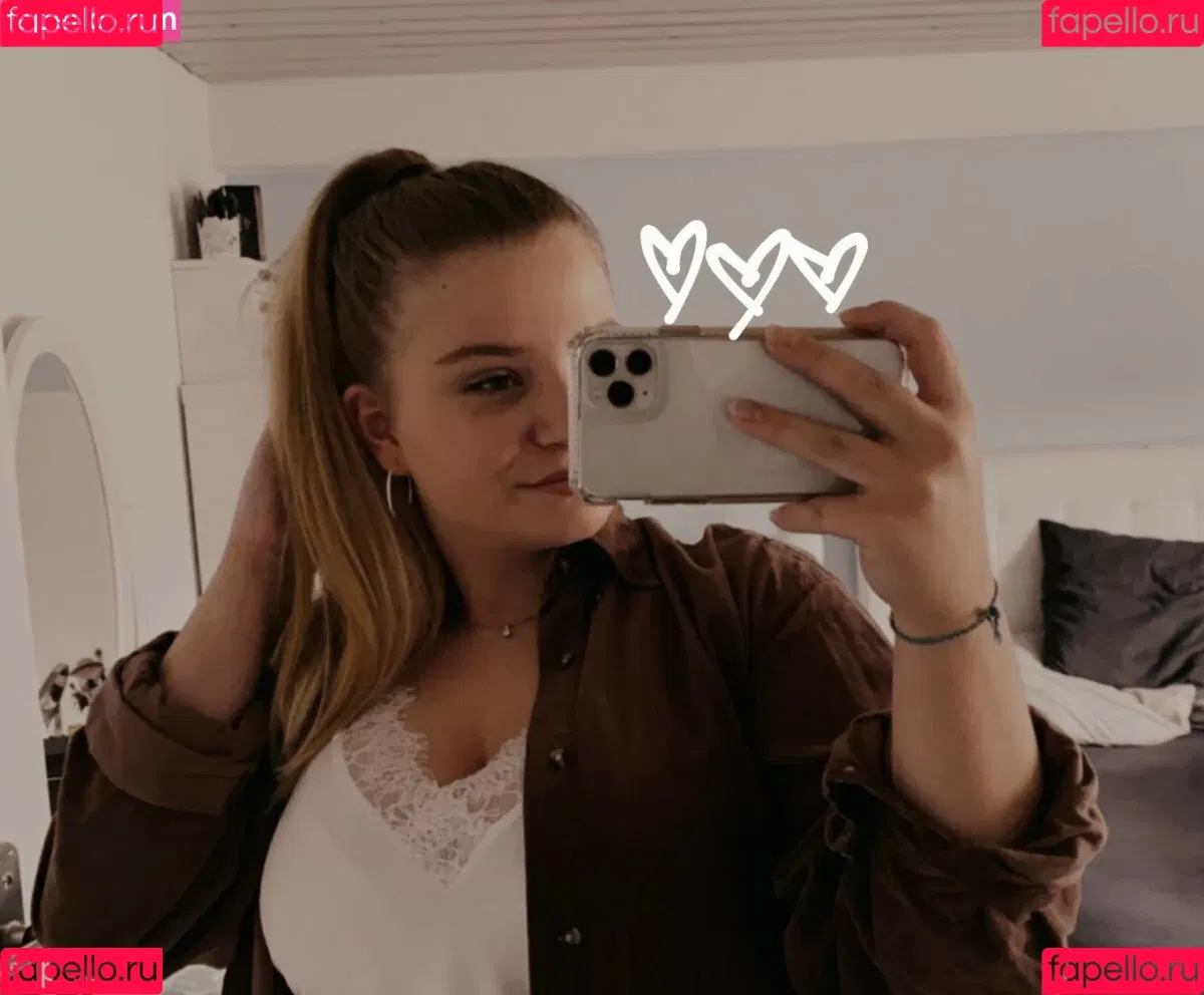 Aline Zwahlen Onlyfans Photo Gallery 