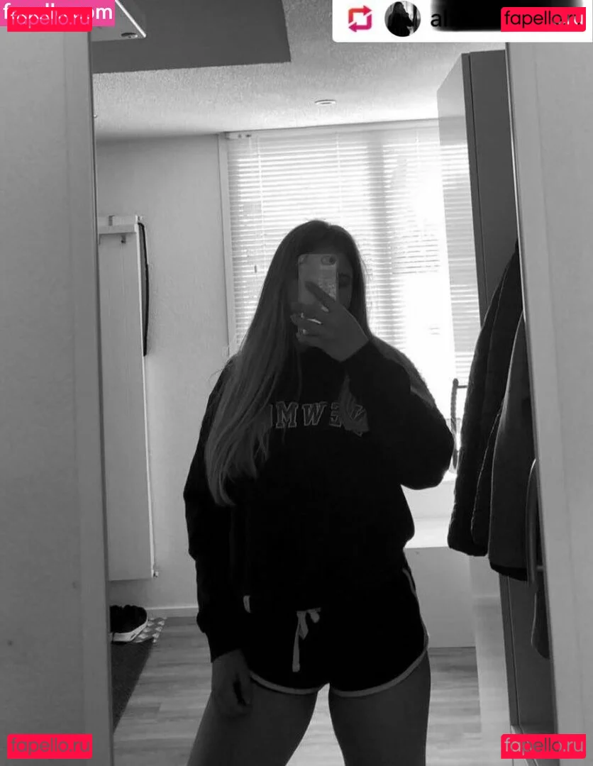 Aline Zwahlen Onlyfans Photo Gallery 