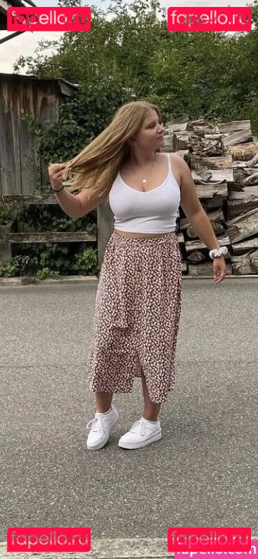 Aline Zwahlen Onlyfans Photo Gallery 