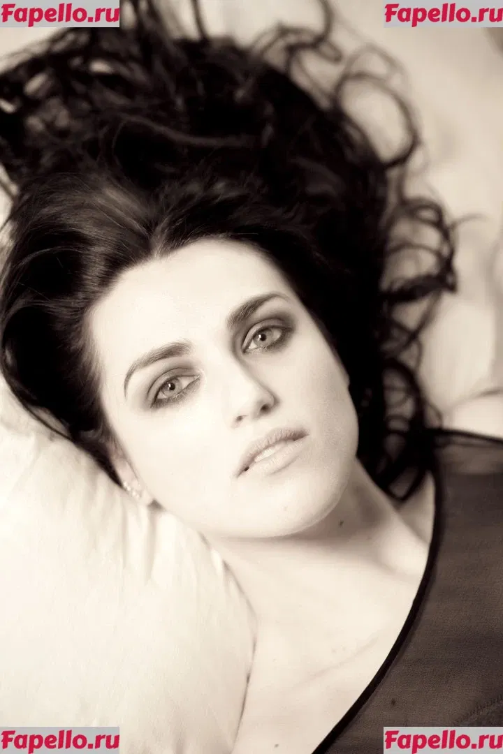 Katie McGrath Onlyfans Photo Gallery 