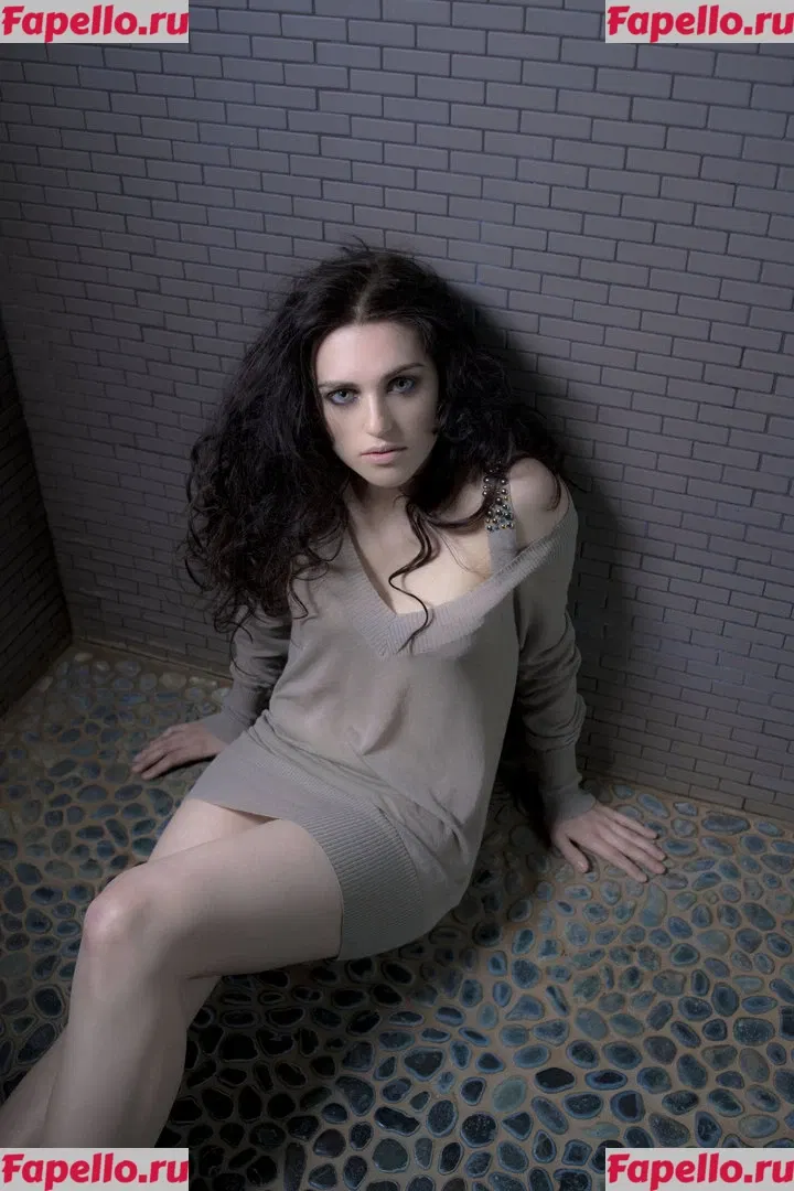 Katie McGrath Onlyfans Photo Gallery 