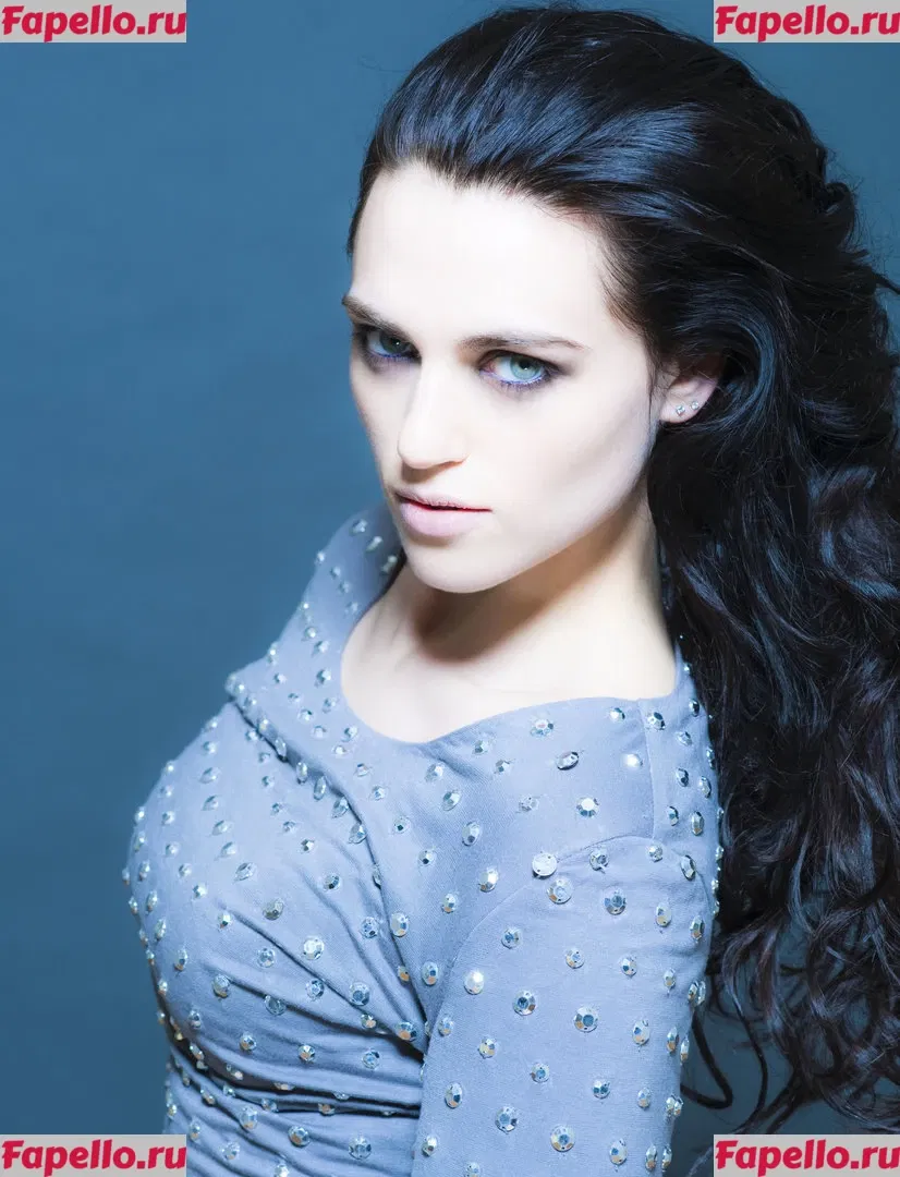 Katie McGrath Onlyfans Photo Gallery 