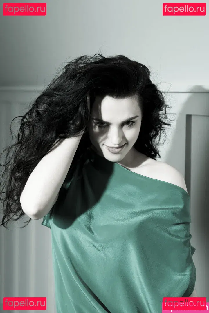 Katie McGrath Onlyfans Photo Gallery 