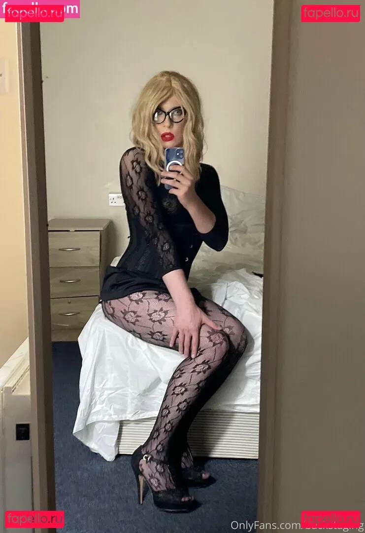 backstaging Onlyfans Photo Gallery 