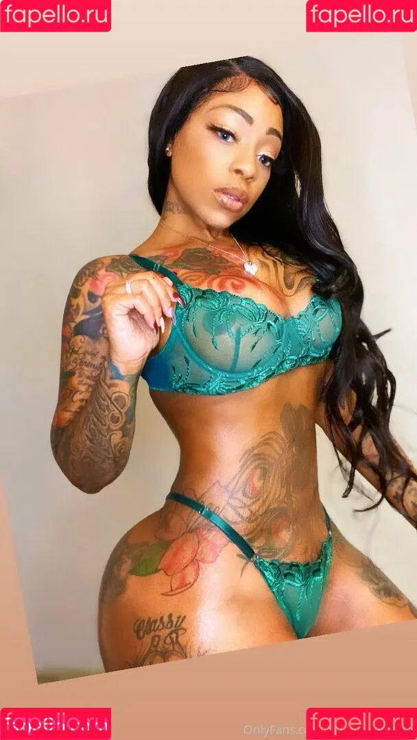 lawdhavemercy Onlyfans Photo Gallery 