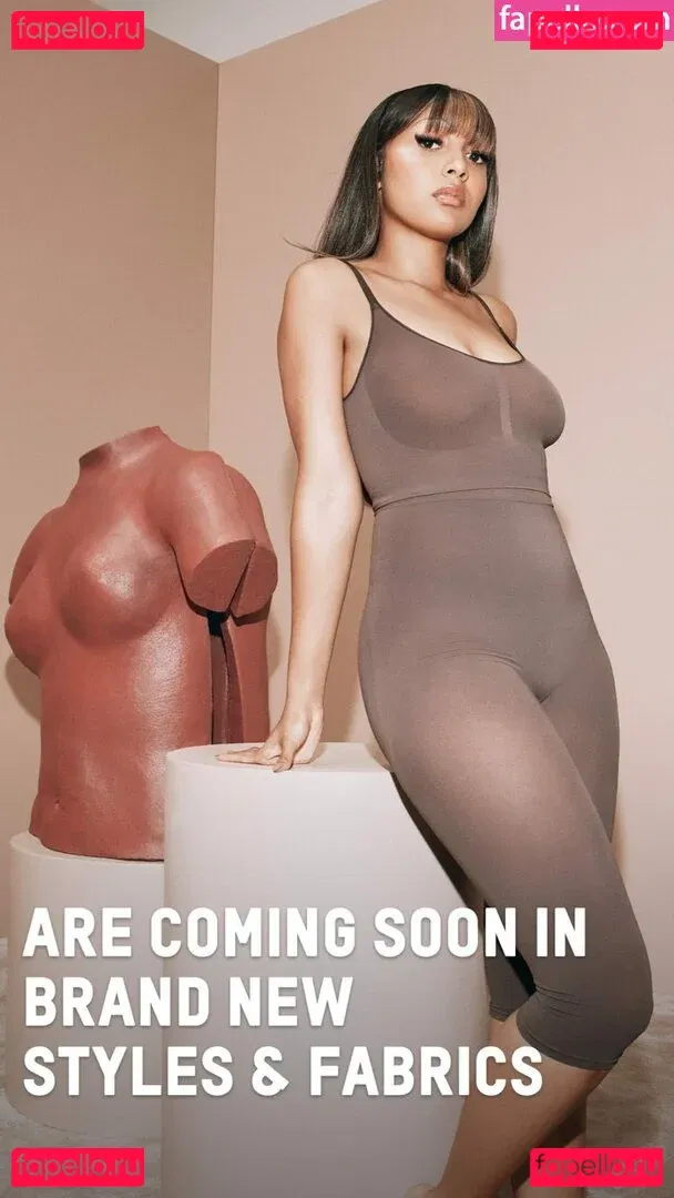 PinkPantheress Onlyfans Photo Gallery 