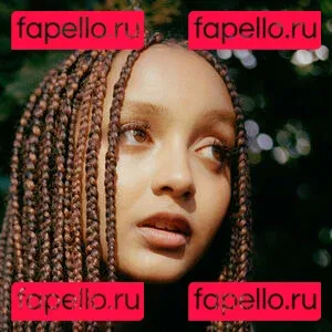 PinkPantheress Onlyfans Photo Gallery 