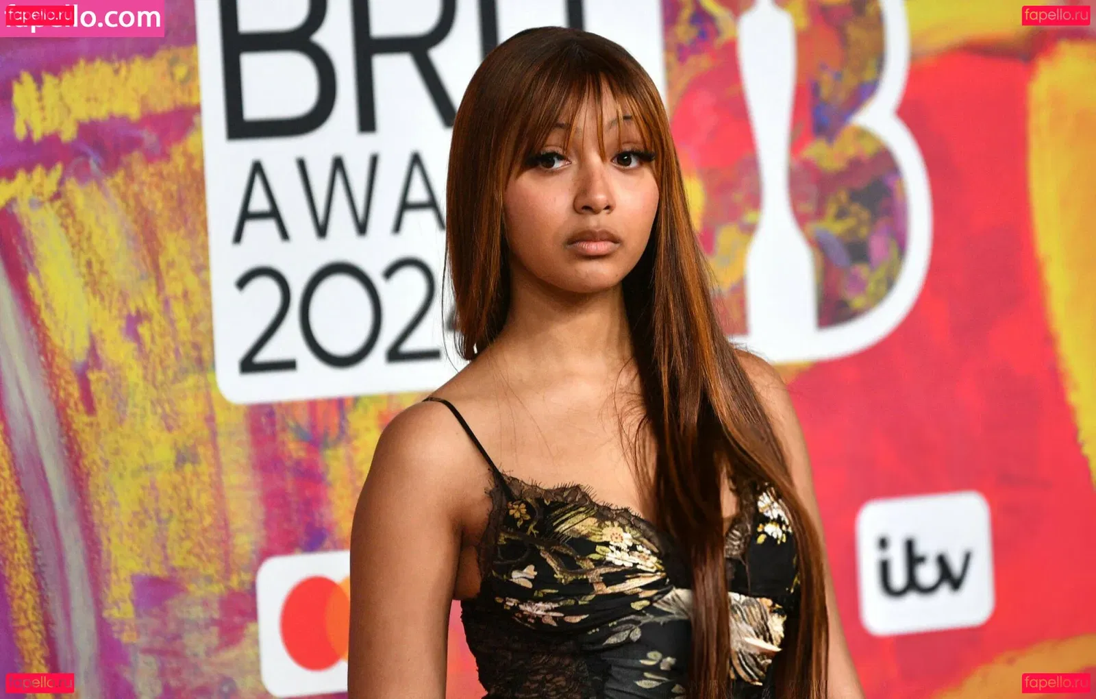 PinkPantheress Onlyfans Photo Gallery 