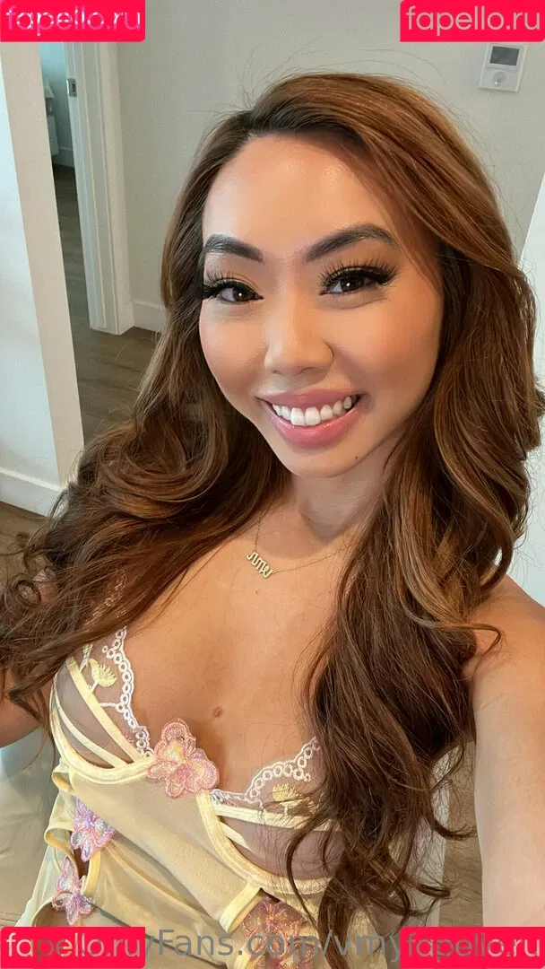 Victoria Nguyen Onlyfans Photo Gallery 