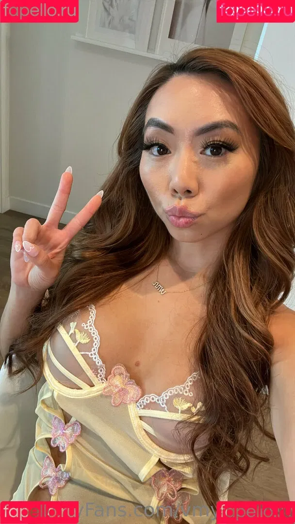 Victoria Nguyen Onlyfans Photo Gallery 