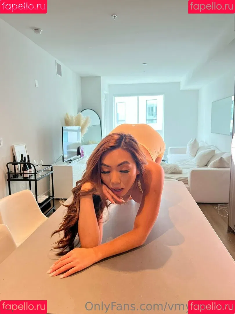 Victoria Nguyen Onlyfans Photo Gallery 