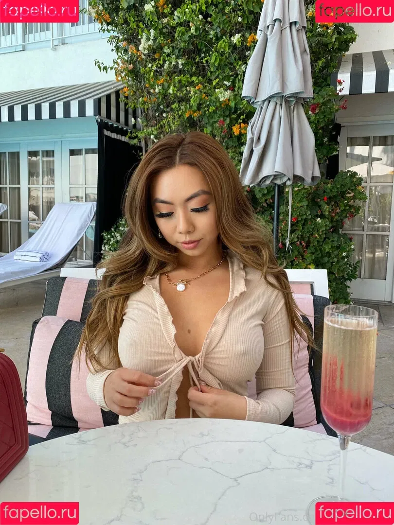Victoria Nguyen Onlyfans Photo Gallery 