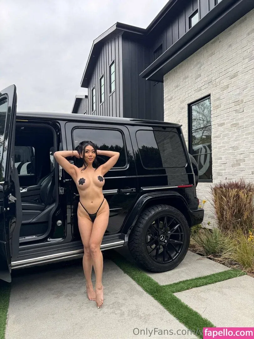 Victoria Nguyen Onlyfans Photo Gallery 