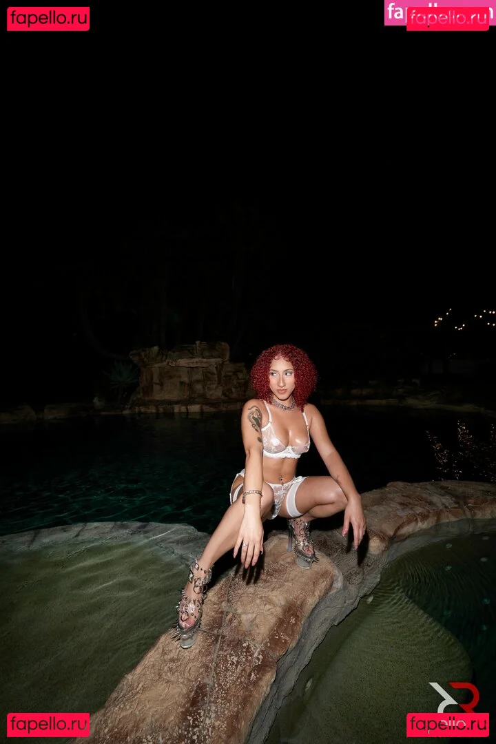 Kira Perez Onlyfans Photo Gallery 