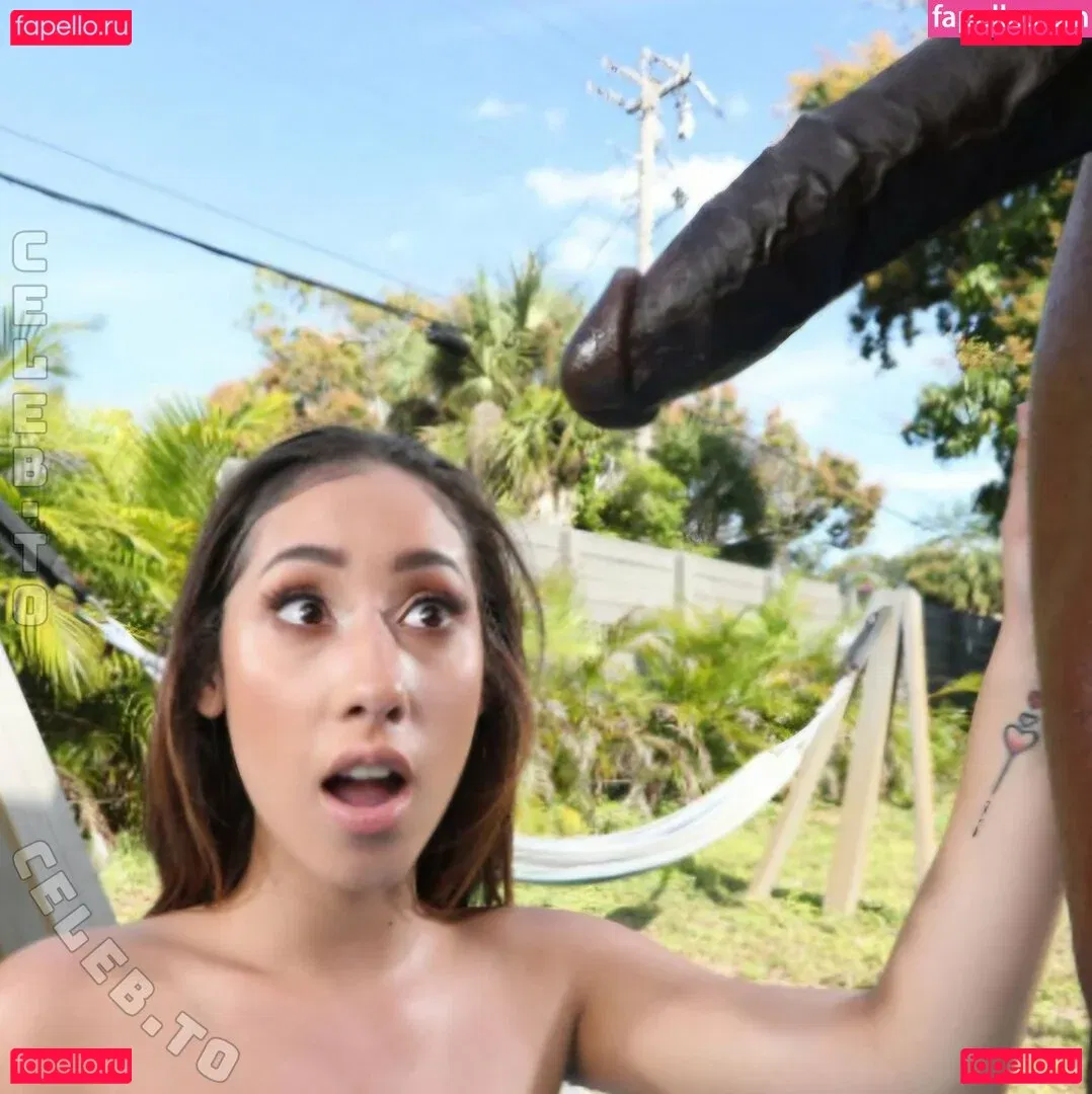 Kira Perez Onlyfans Photo Gallery 
