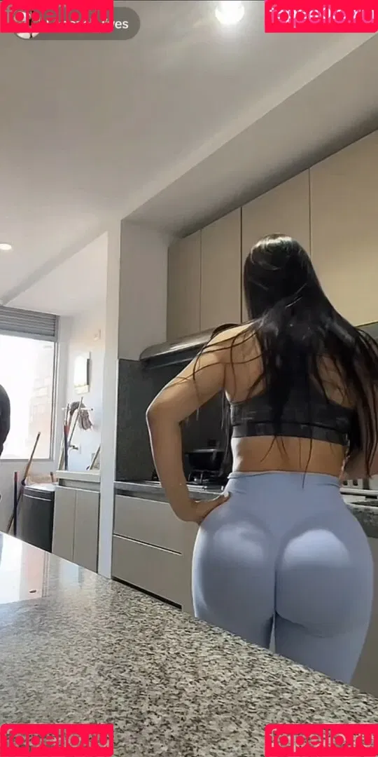 Elizabeth Lopez Onlyfans Photo Gallery 