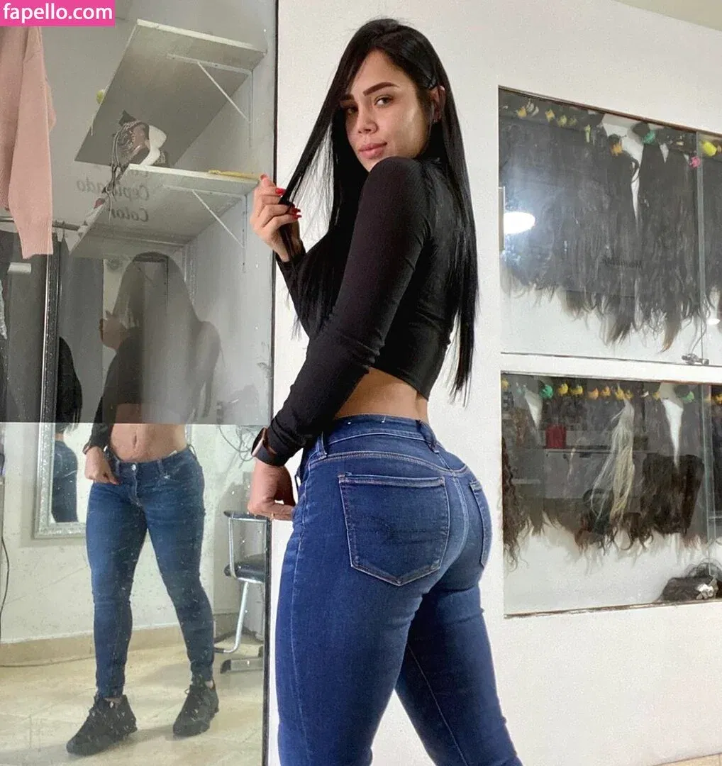 Elizabeth Lopez Onlyfans Photo Gallery 